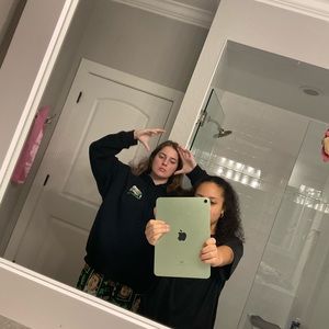 Meet your Posher, Alyssa